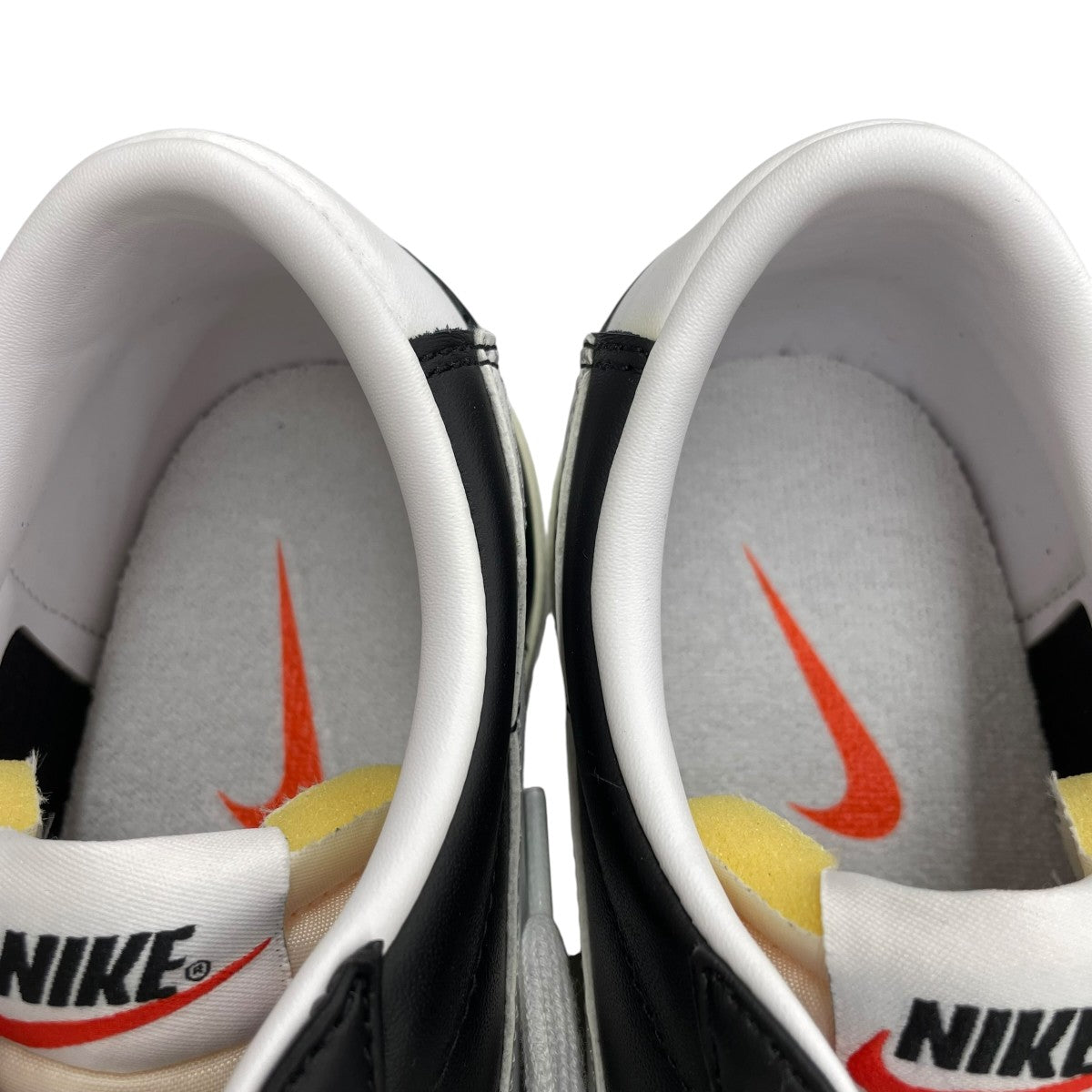 BLAZER LOW 77 VNTGスニーカーDA6364-001