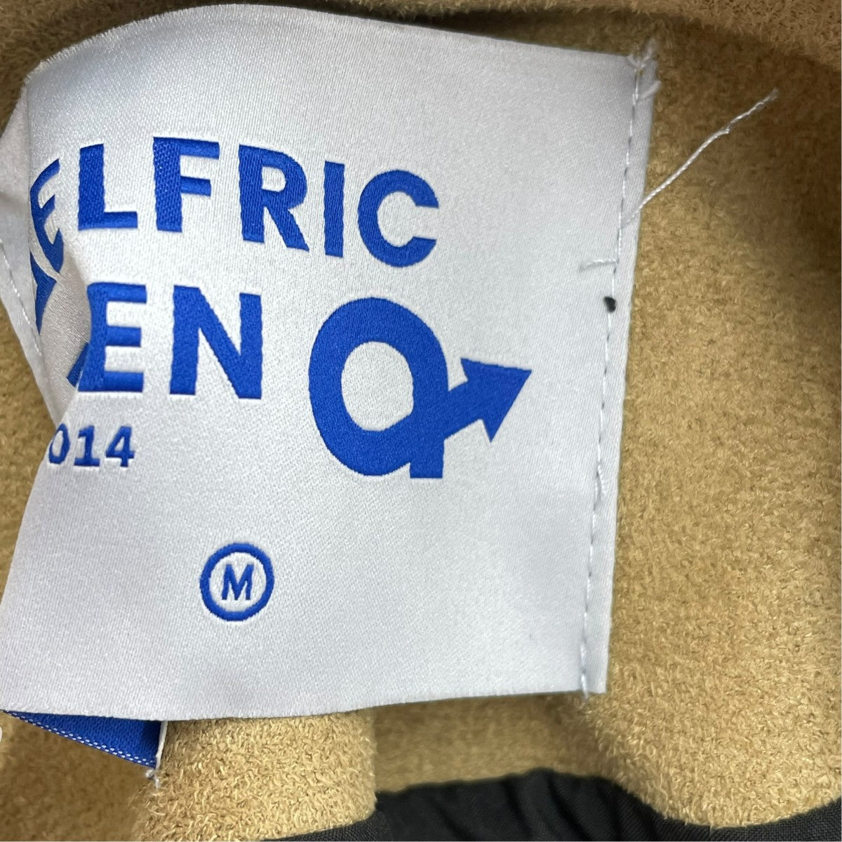 ブルゾン