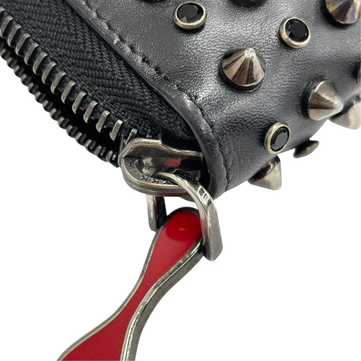 Christian Louboutin(クリスチャンルブタン) ラウンドファスナー長財布