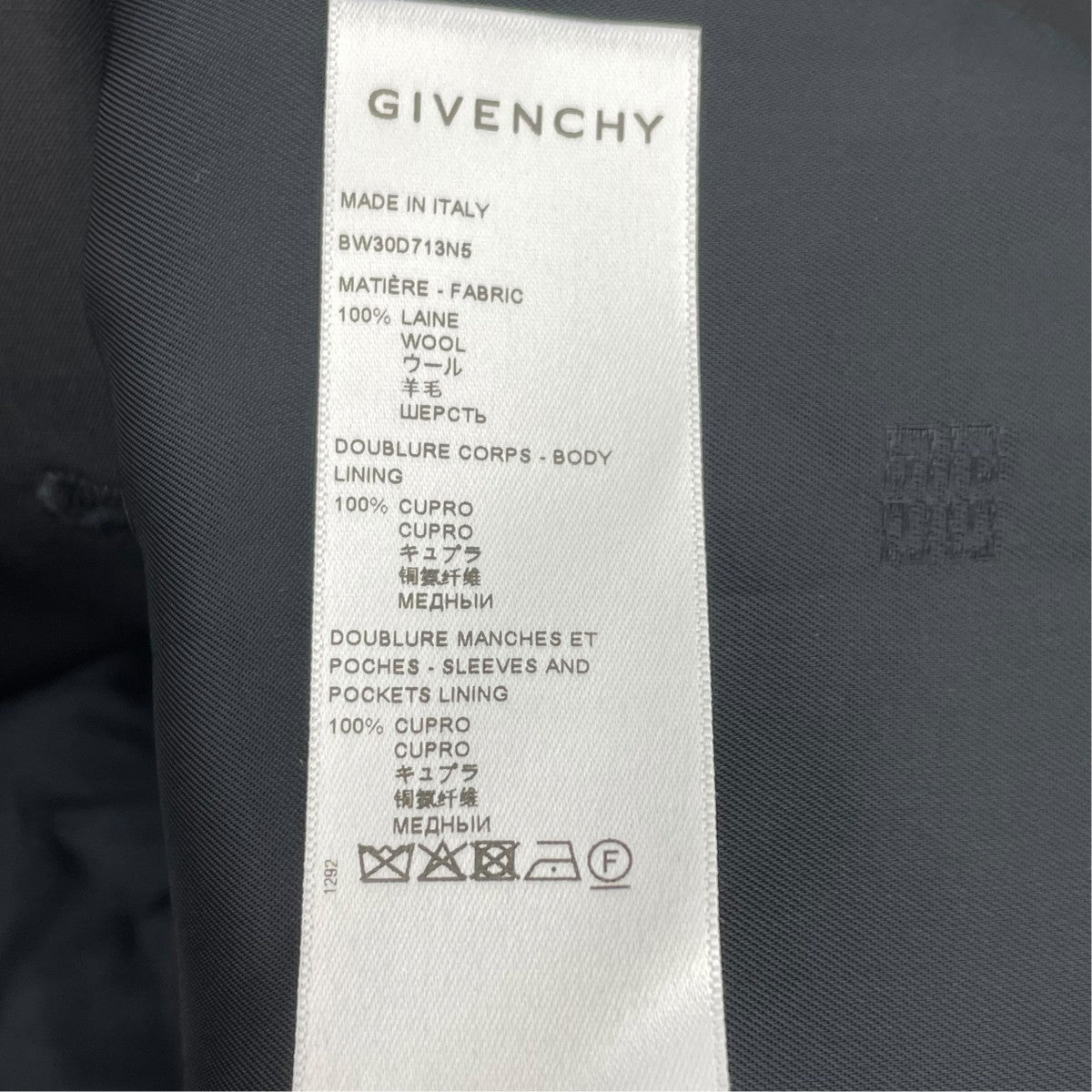 GIVENCHY(ジバンシィ) テーラードジャケット BW30D713N5 ブラック