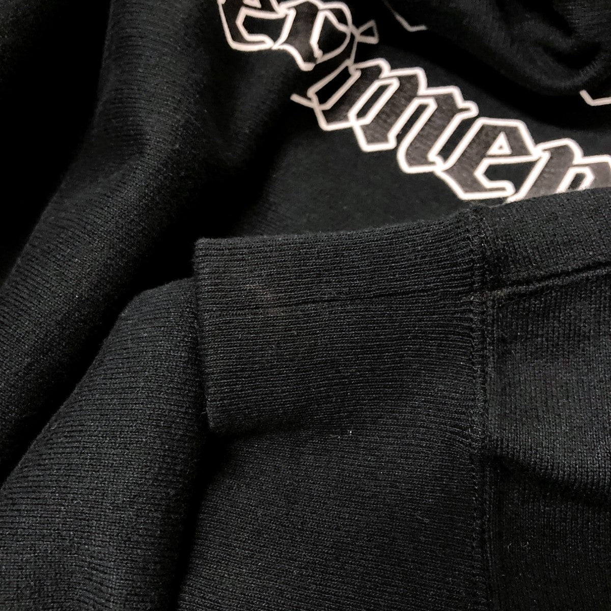 uniform experiment(ユニフォームエクスペリメント) GOTHIC LOGO CREWNECK SWEATクルーネックスウェットUE  232022 UE 232022 ブラック サイズ 3｜【公式】カインドオルオンライン ブランド古着・中古通販【kindal】