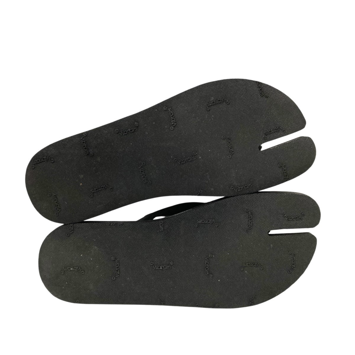Maison Margiela ブラック トングサンダル MAISON MARGIELA TABI トングサンダル BLACK(メゾンマルジェラ