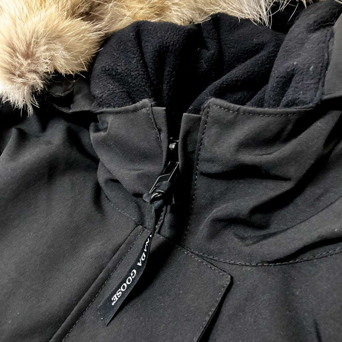 CANADA GOOSE(カナダグース) VICTORIA PARKAダウンジャケット3037LA 