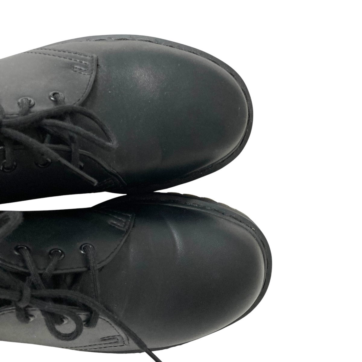 ドクターマーチンのレースアップシューズ LA004です。 Dr．Martens 古着・中古 シューズ アイテム
