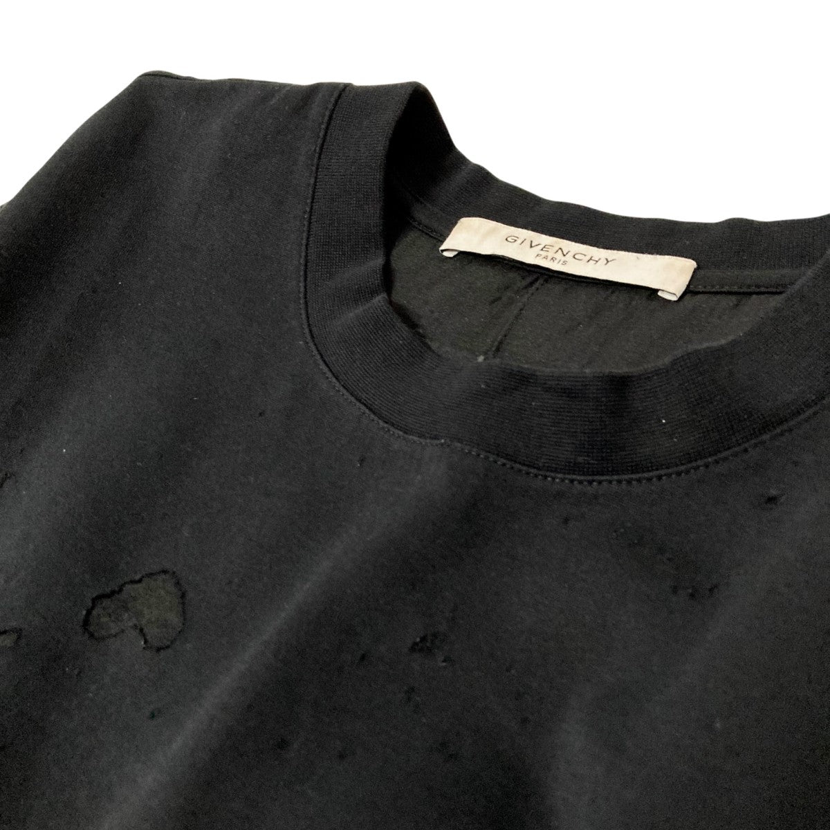 GIVENCHY(ジバンシィ) ダメージ加工Tシャツ17F 7333 651 17F GIVENCHY(ジバンシィ) ダメージ加工Tシャツ17F 7333 651 17F