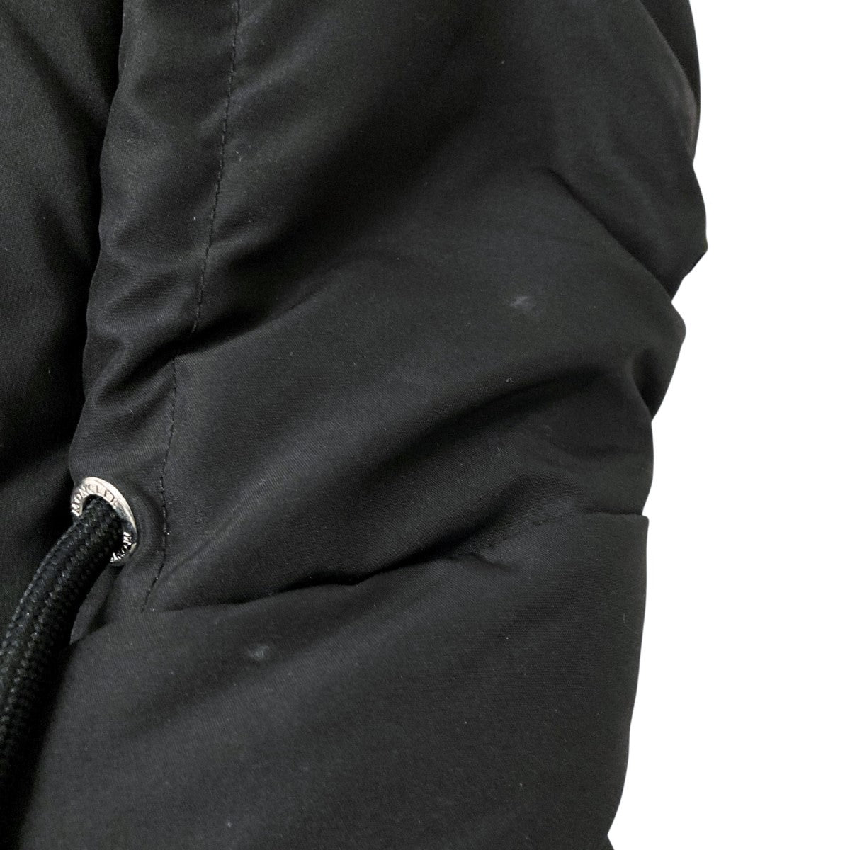 MONCLER(モンクレール) CHARNIERダウンジャケットE20914236005