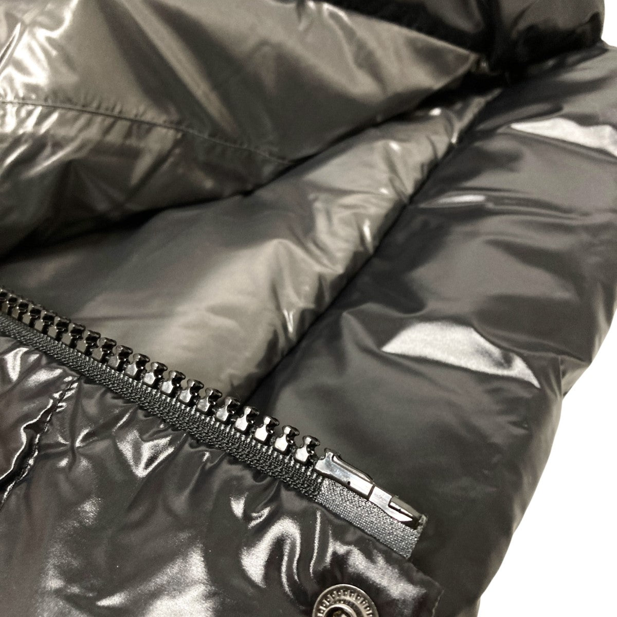 MONCLER(モンクレール) TIBB GILETダウンベストJ20911A00096