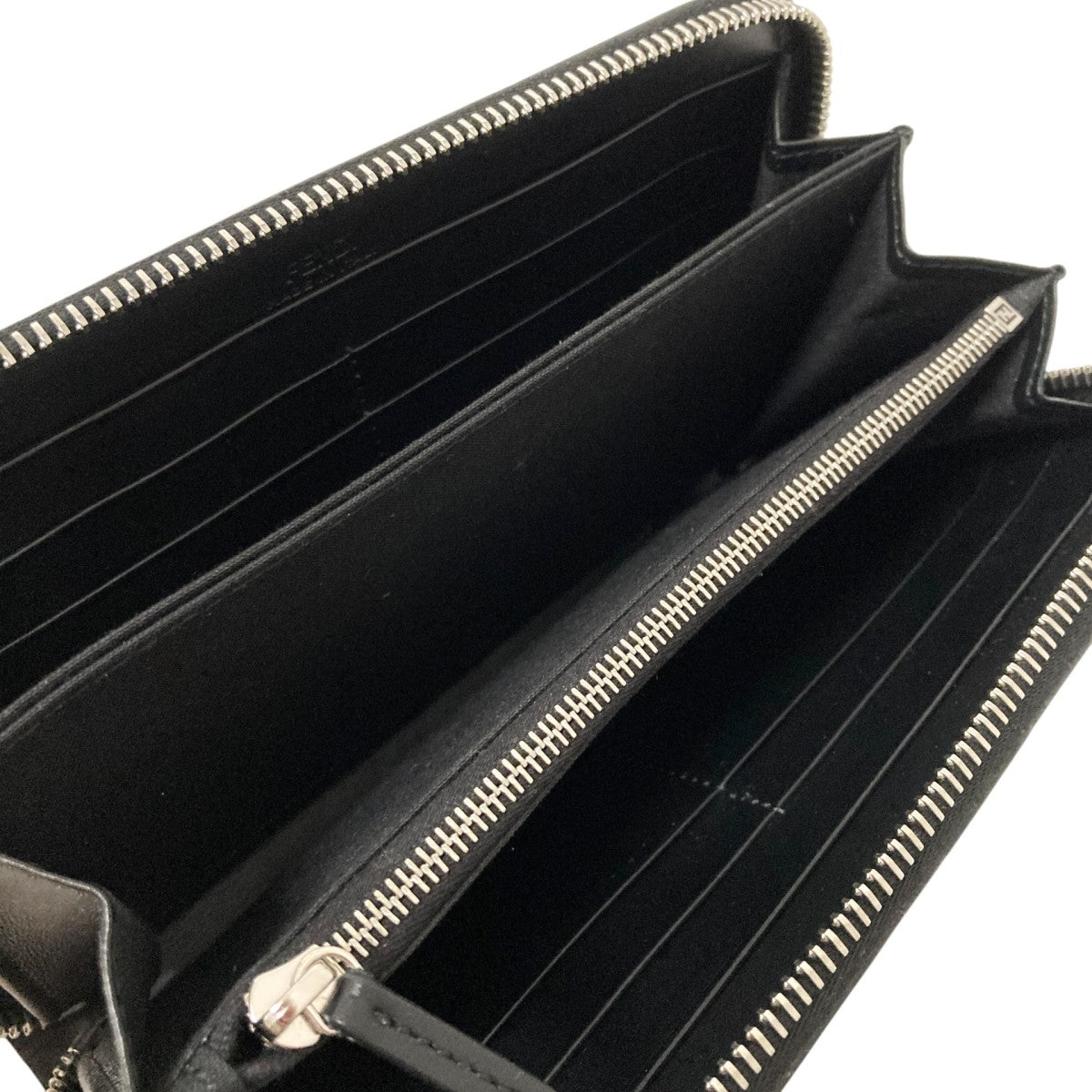 FENDI(フェンディ) ラウンドファスナー長財布7M0210 A9XS 248