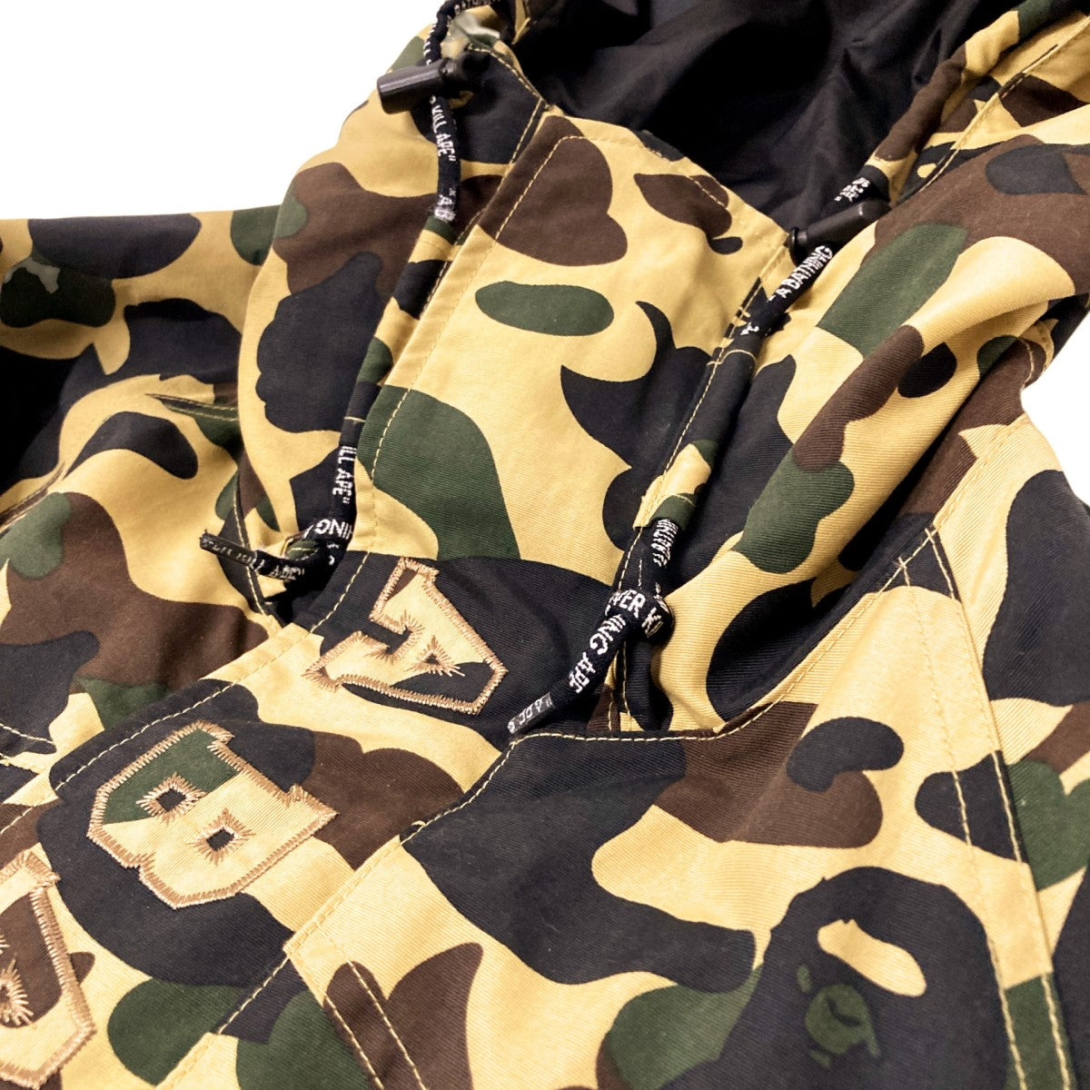 A BATHING APE(アベイシングエイプ) 1st camoマウンテンパーカー