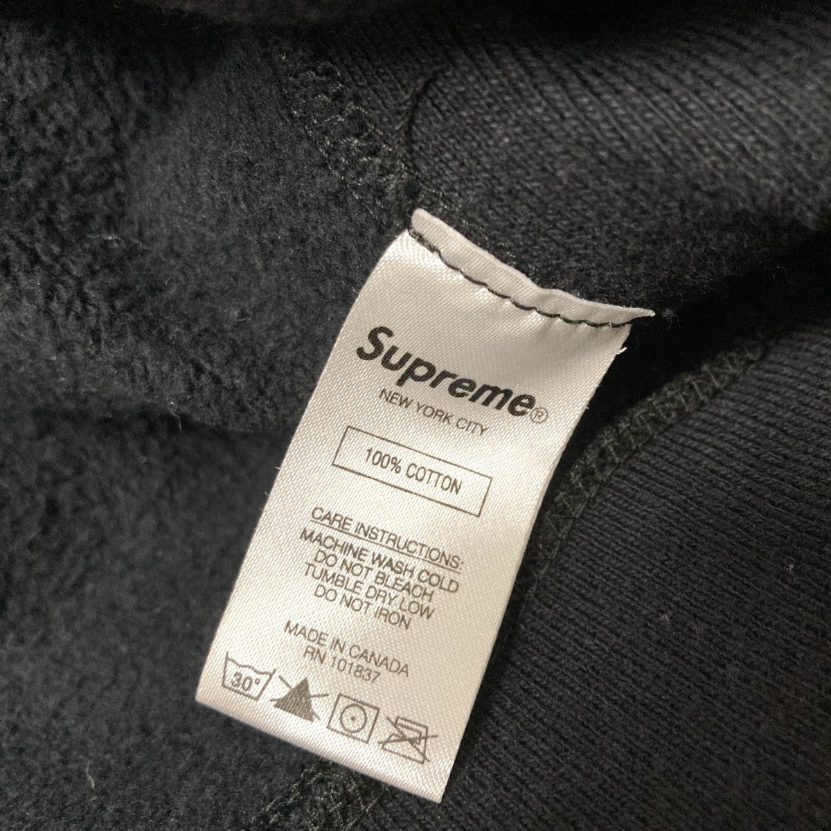 Supreme(シュプリーム) Gradient Sleeve Hooded Sweatshirtプル