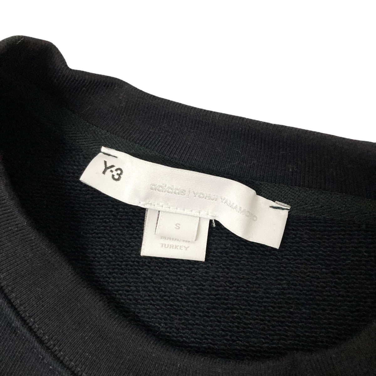 Y-3×YOHJI YAMAMOTO U SQ LBL GRPHC CRW SWTSHプリント