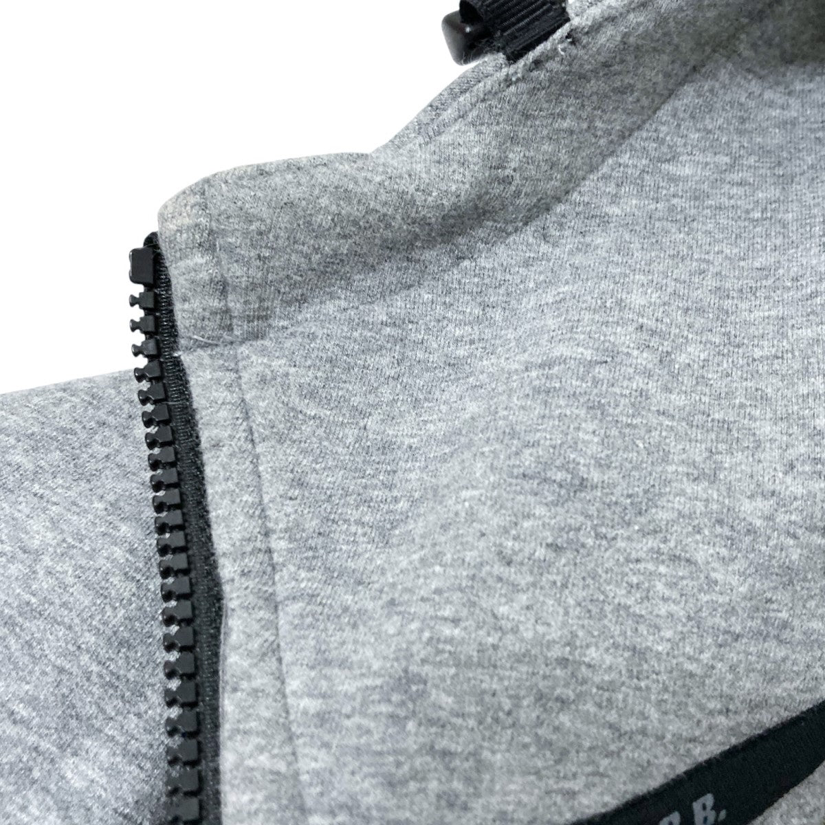 F．C．R．B．(エフシーアールビー) VENTILATION HOODIEジップ