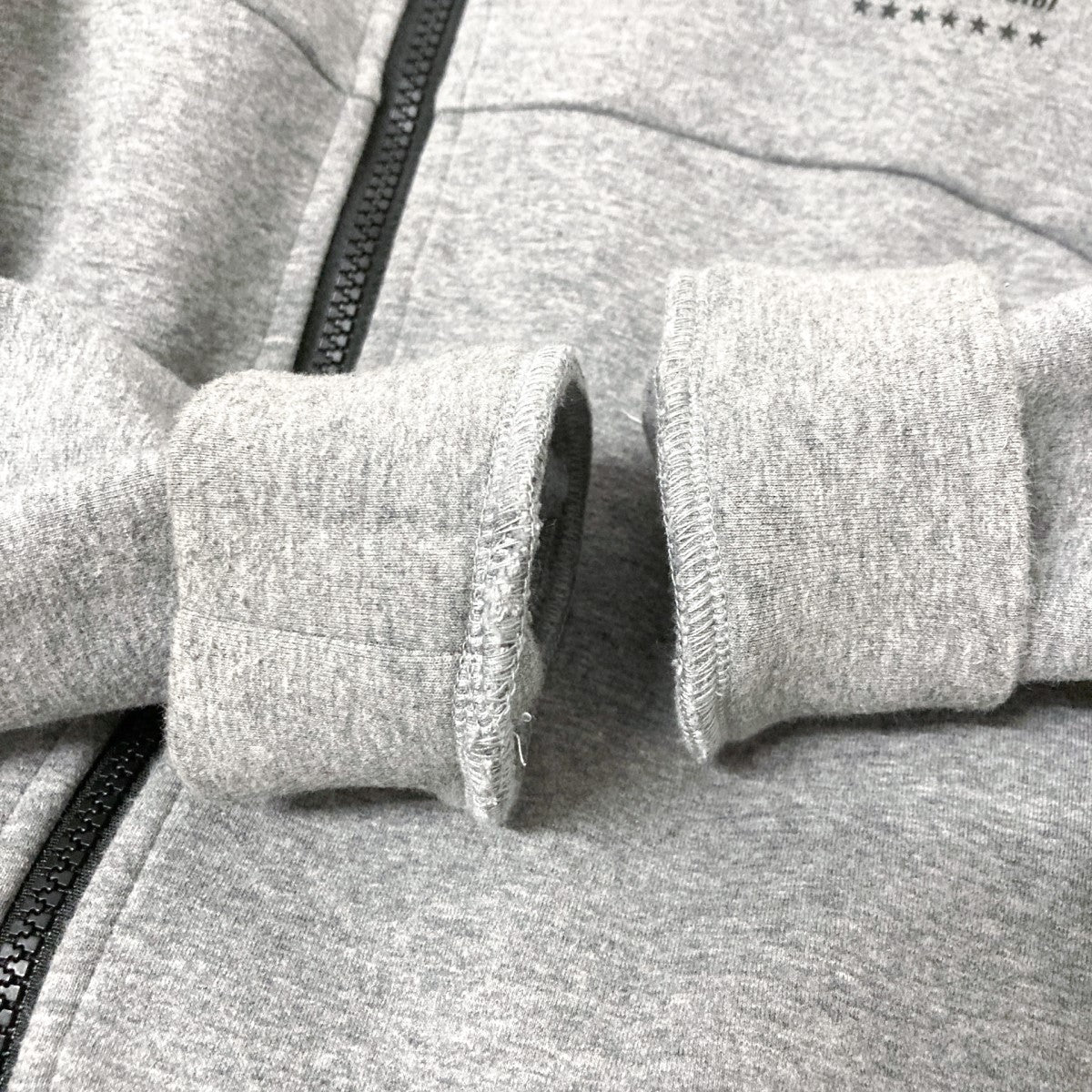 F．C．R．B．(エフシーアールビー) VENTILATION HOODIEジップ