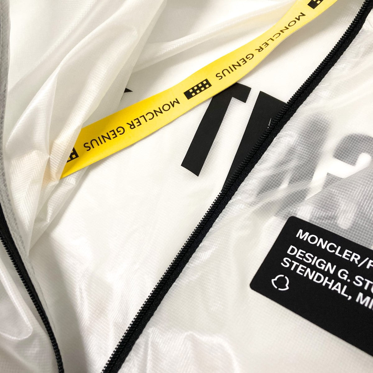MONCLER×FRAGMENT DESIGN マウンテンパーカーG209U1A00023