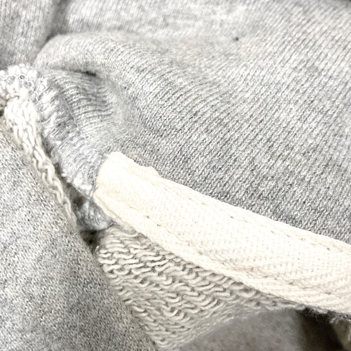 DENIM TEARS デニム ユニバーシティ パーカー グレー Denim Tears(デニムティアーズ) The Cotton Wreath Sweatshirt