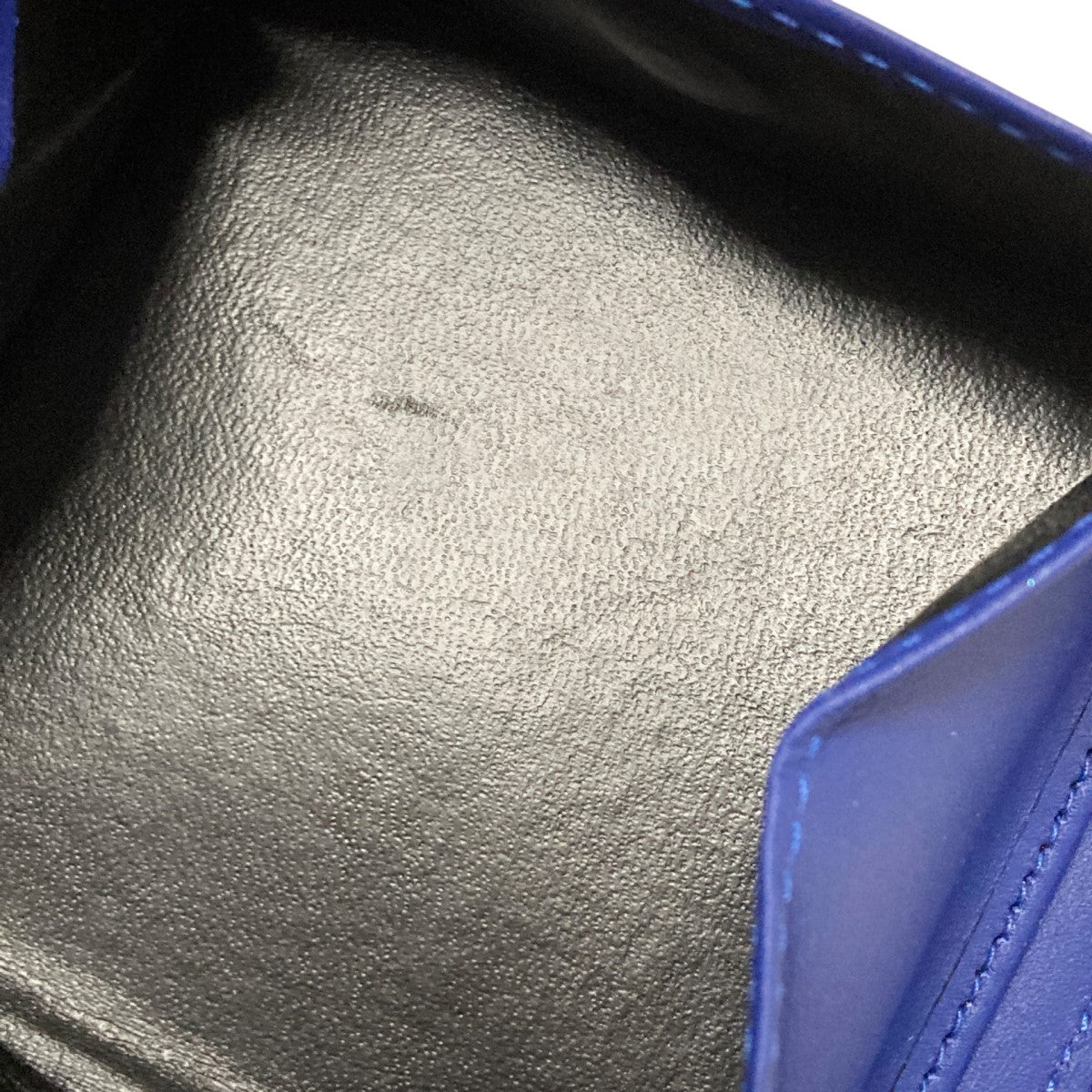COMME des GARCONS(コムデギャルソン) ドット柄2つ折り財布