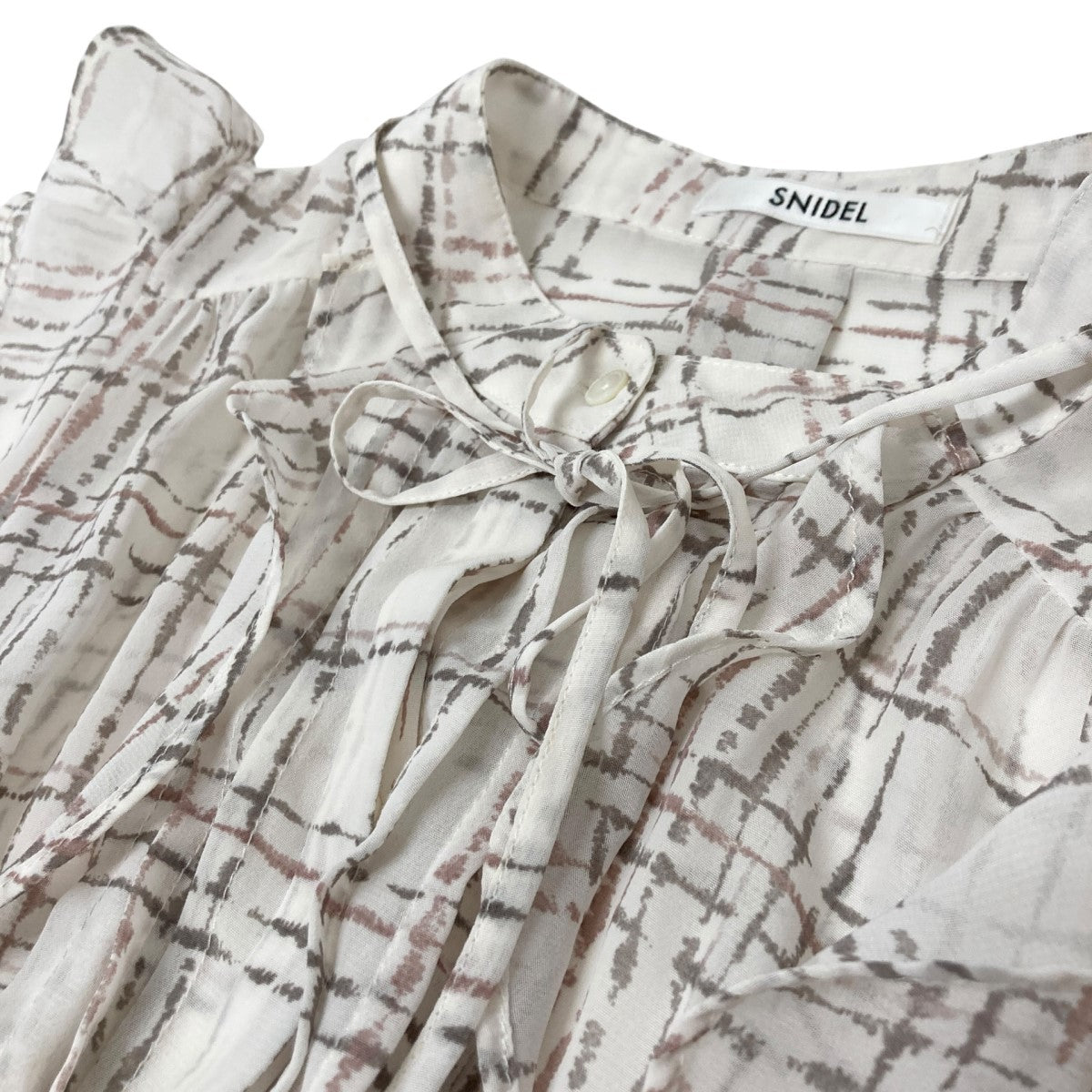 Snidel(スナイデル) Sustainableフリルワンピースチェックシアー