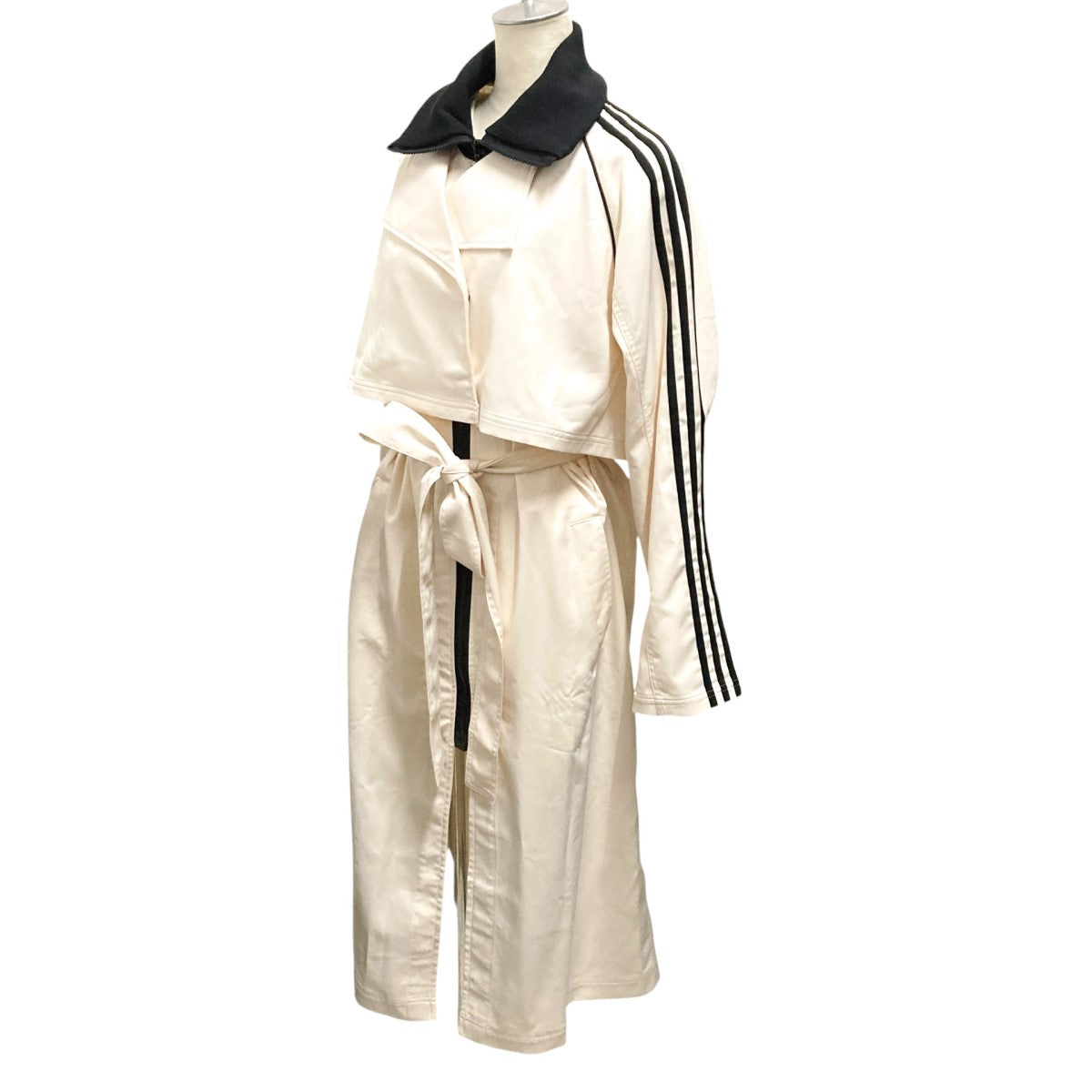 adidas(アディダス) 2WAYトレンチコートIC5588 IC5588 adidas(アディダス) 2WAYトレンチコートIC5588 IC5588