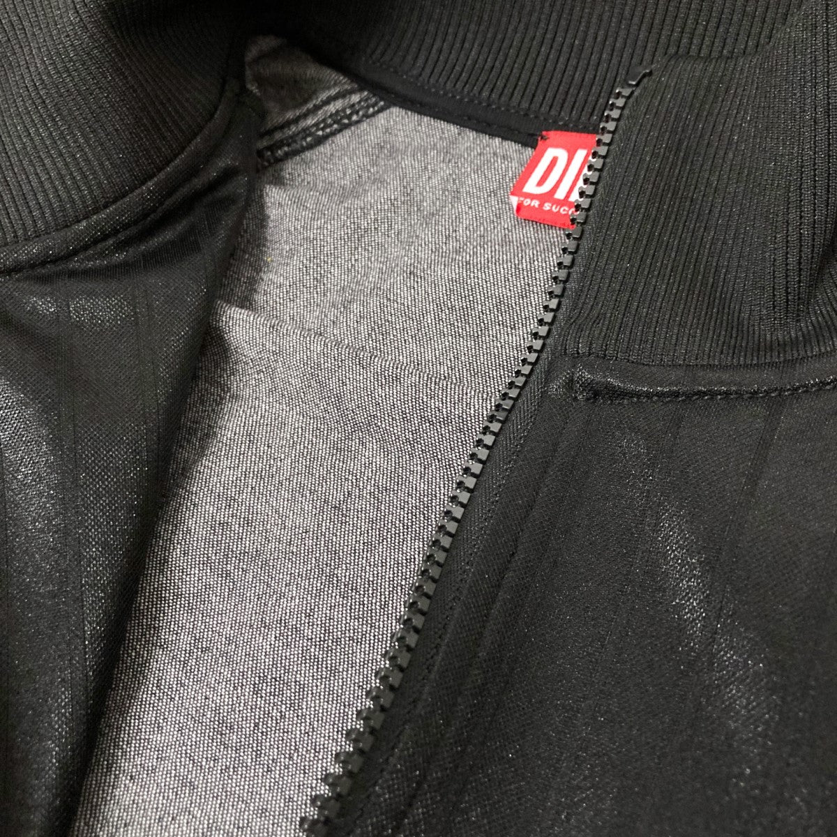 DIESEL(ディーゼル) S LOCKER VET SWEATトラックジャケット DIESEL(ディーゼル) S LOCKER VET SWEATトラックジャケット