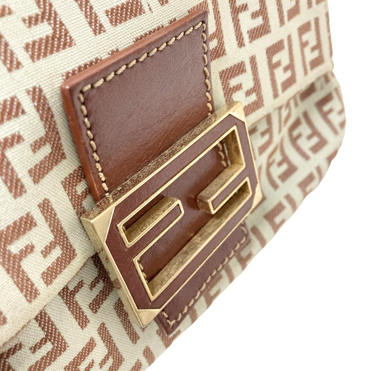 【★タグ付き★】FENDI フェンディ　ズッカ　アイボリー　ミニ　マンマバケット FENDI】フェンディ ズッカ ショルダーバッグ レディース マンマ