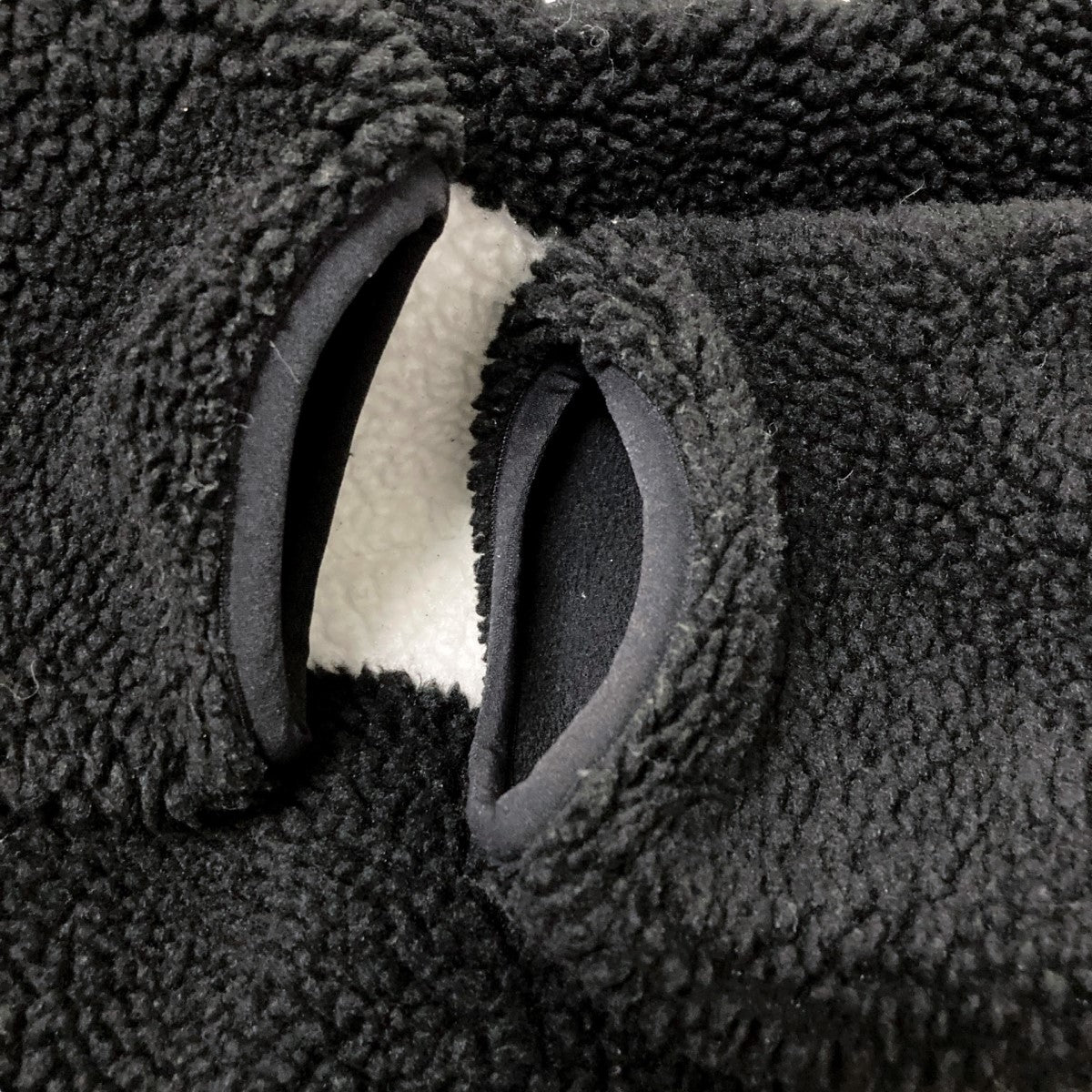 supreme ボアナイロンジャケット 黒 Supreme AOI Nylon Bomber Jacket (SS25) - $328