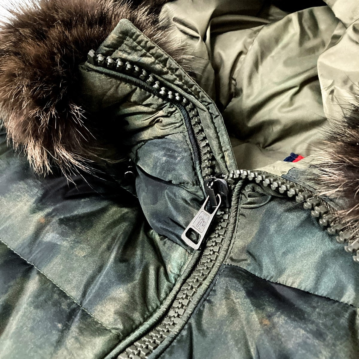 MONCLER(モンクレール) BYRONダウンジャケット420914136725