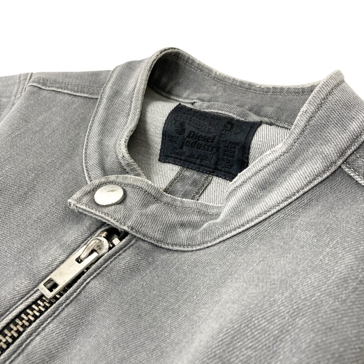 DIESEL ディーゼル ノーカラージップジャケット グレーアウター脱着3way アウトレット】セオα シャークグレー ノーカラージャケット