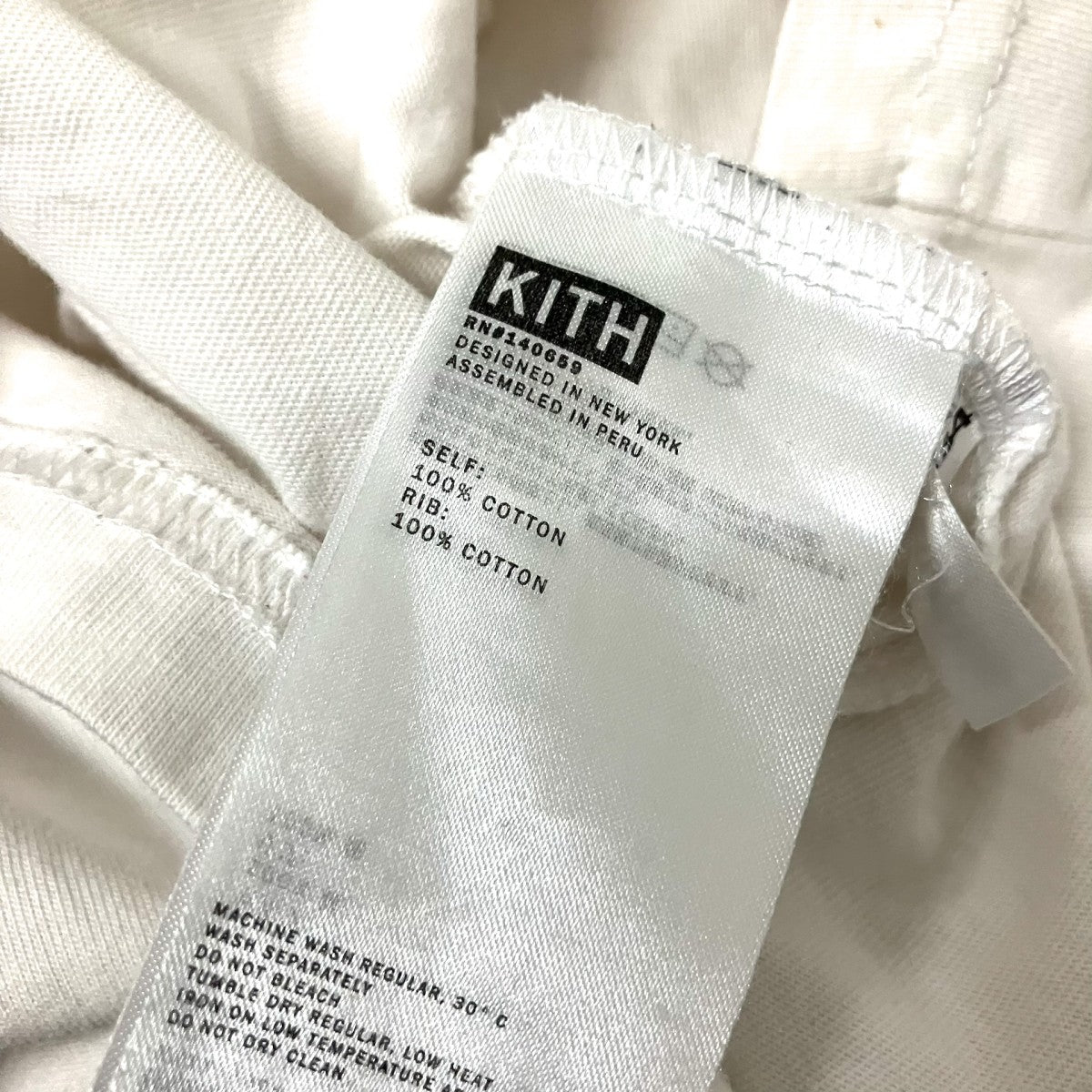 長袖Tシャツ