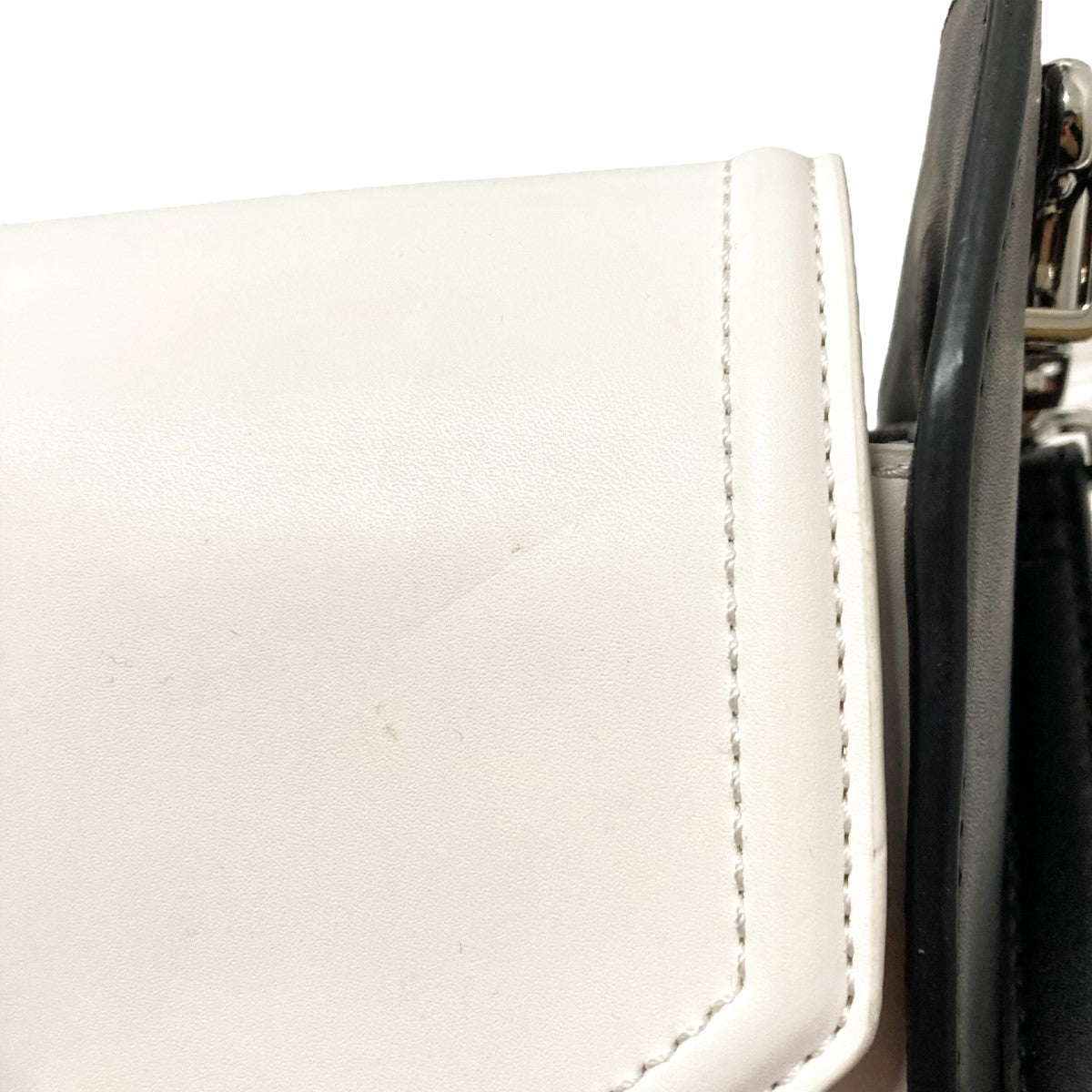 CHARLES ＆ KEITH(チャールズ アンド キース) 2WAYショルダー