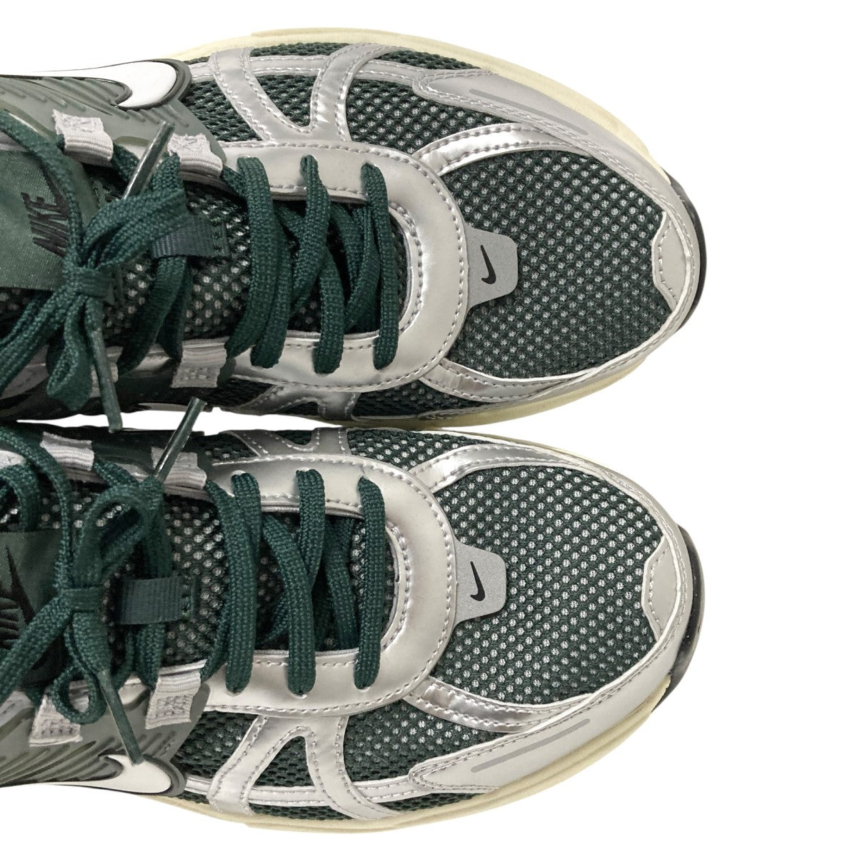 NIKE(ナイキ) V2K RUNスニーカーHJ4497 300 HJ4497 300 グリーン