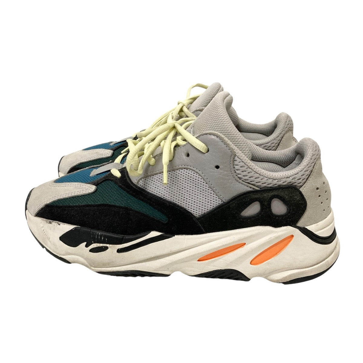 adidas Yeezy 700 ホワイト/ブラック 新品未使用 adidas YEEZY Boost 700 