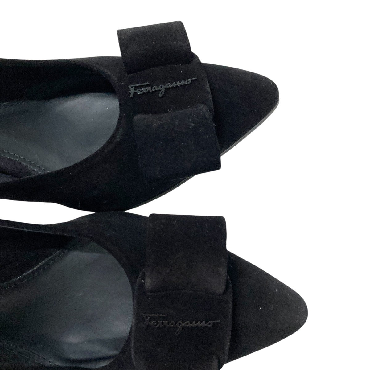 Salvatore Ferragamo(サルヴァトーレフェラガモ) ヴァラリボン