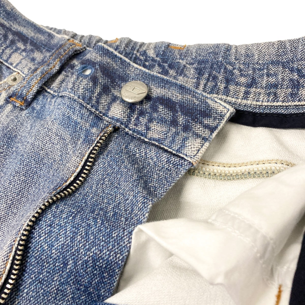 美品　diesel デニム DIESEL(ディーゼル) デニムパンツA17867 A17867 インディゴ サイズ 26