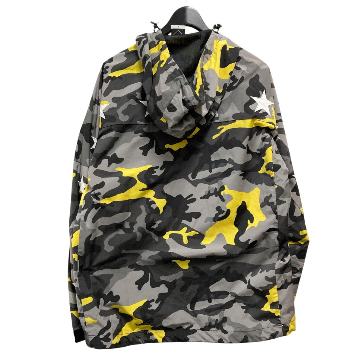 F．C．R．B．(エフシーアールビー) カモフラ柄ジップジャケットFCRB