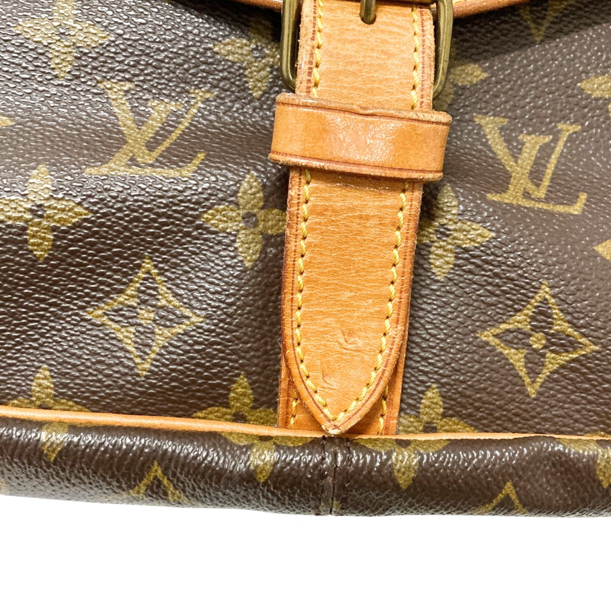 LOUIS VUITTON ソミュール35 ショルダー　モノグラム M42254 LOUIS VUITTON ルイヴィトン M42254 ソミュール35 ショルダーバッグ