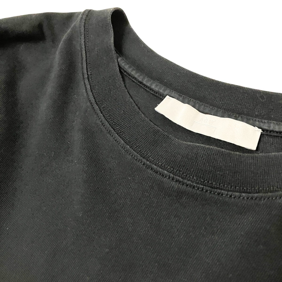 ESSENTIALS GRAPHIC T-SHIRT半袖Tシャツ