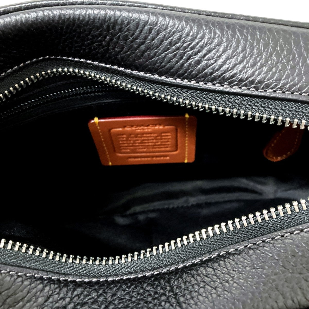 COACH ブラック ボディバッグ レザー cw218_svbk_3.jpg