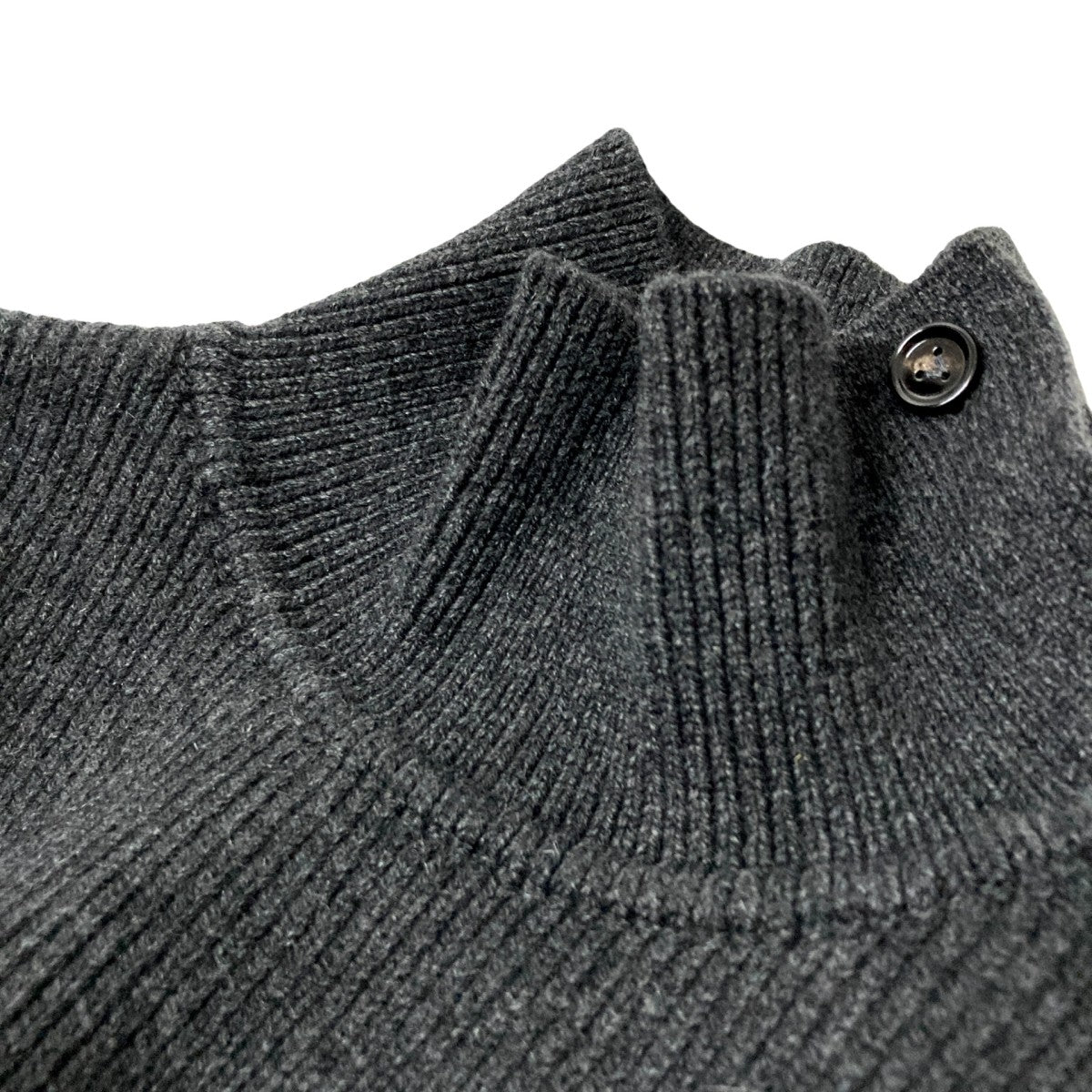BOTTEGA VENETA カシミヤ混リブニット 古着・中古-3枚目のアイテム画像