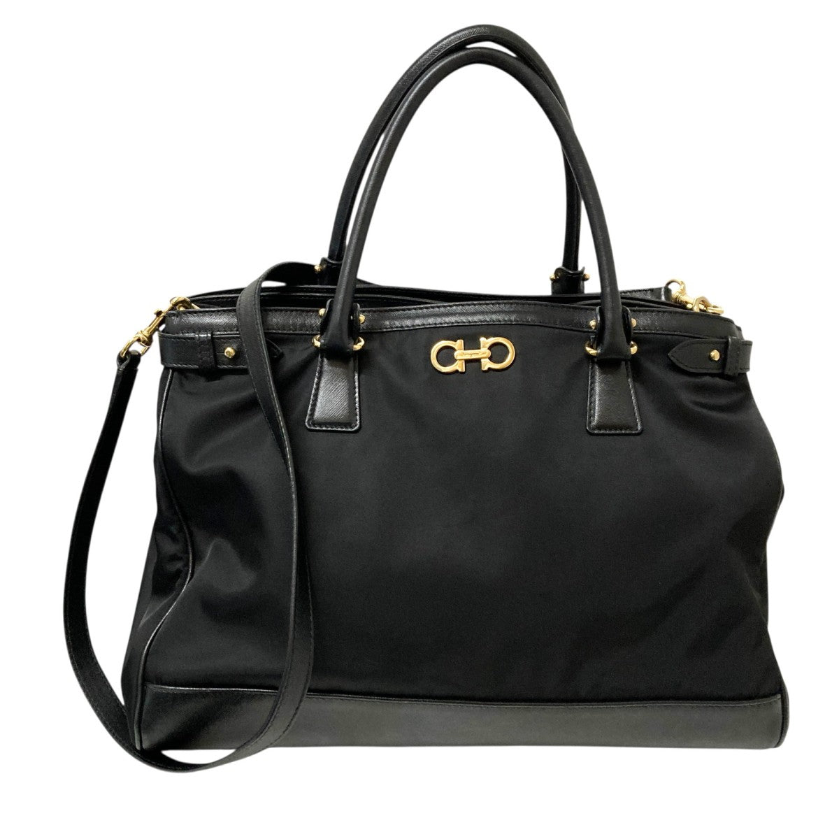 Salvatore Ferragamo 2WAYショルダーバッグGG 21E164 古着・中古-1枚目のアイテム画像