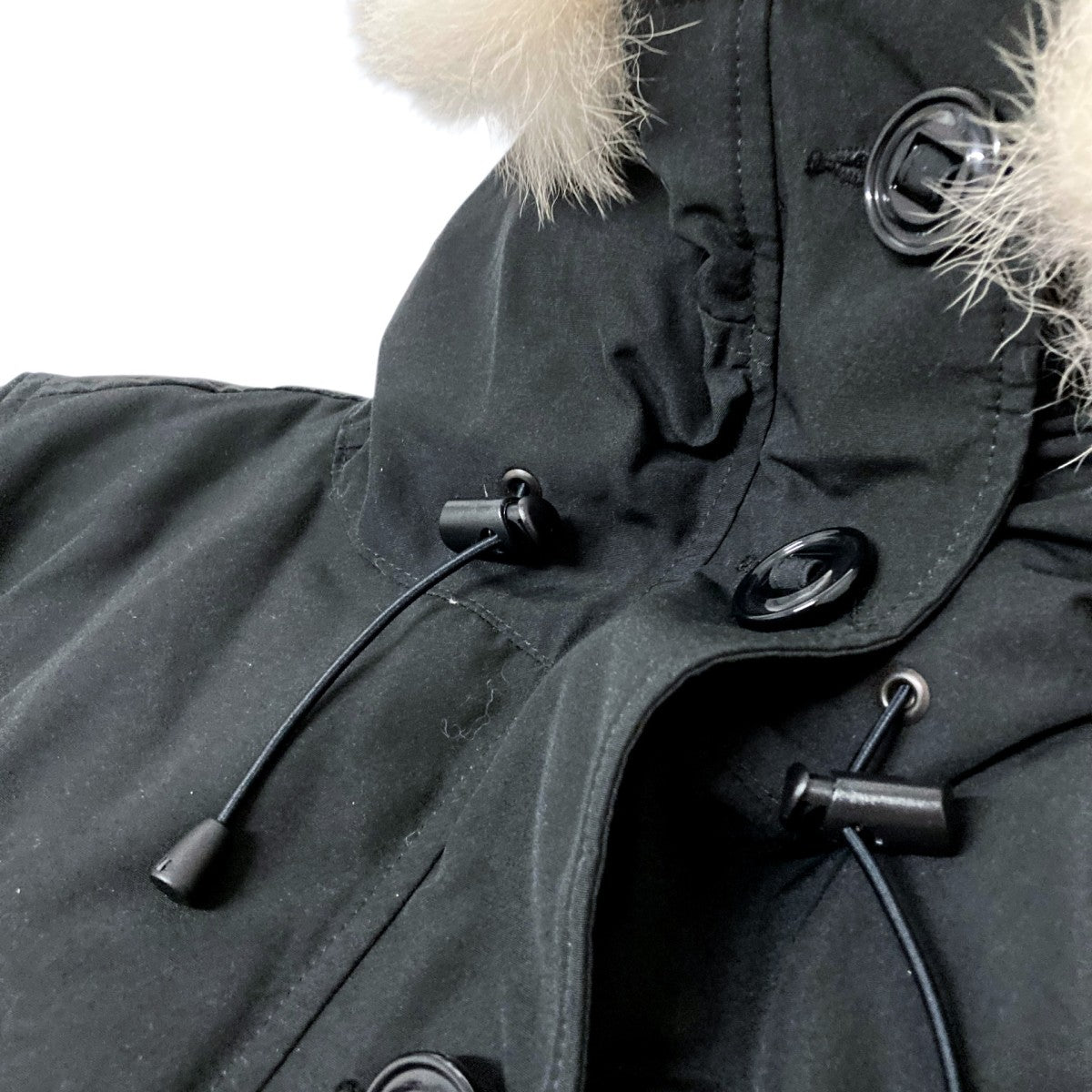 CANADA GOOSE(カナダグース) Charlotte Parkaダウンジャケット