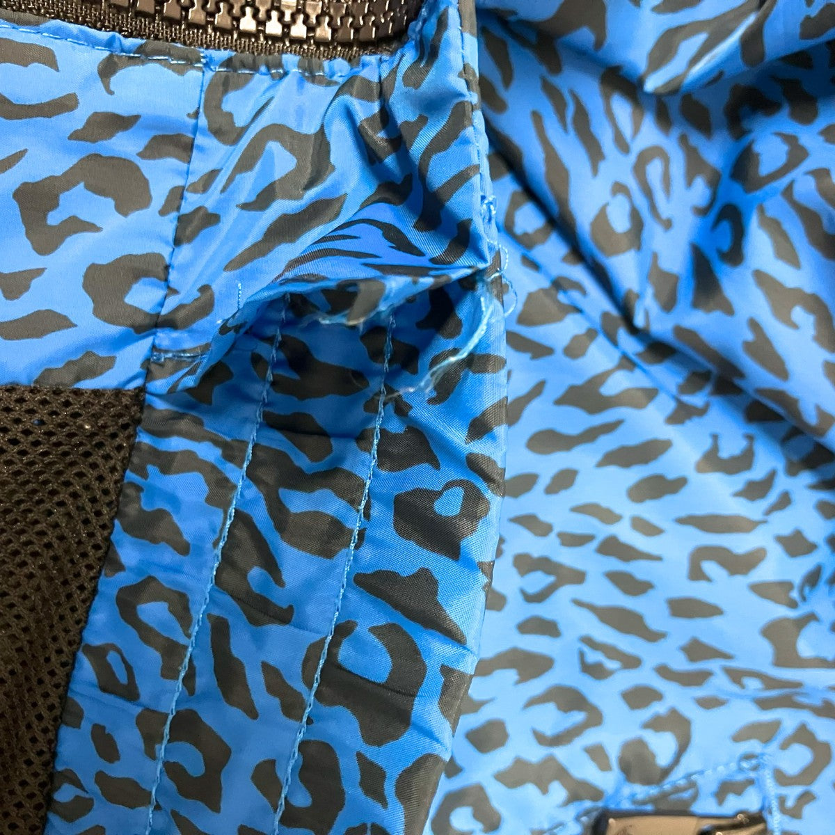 adidas レオパード柄ナイロンジャケットF42177 古着・中古-7枚目のアイテム画像