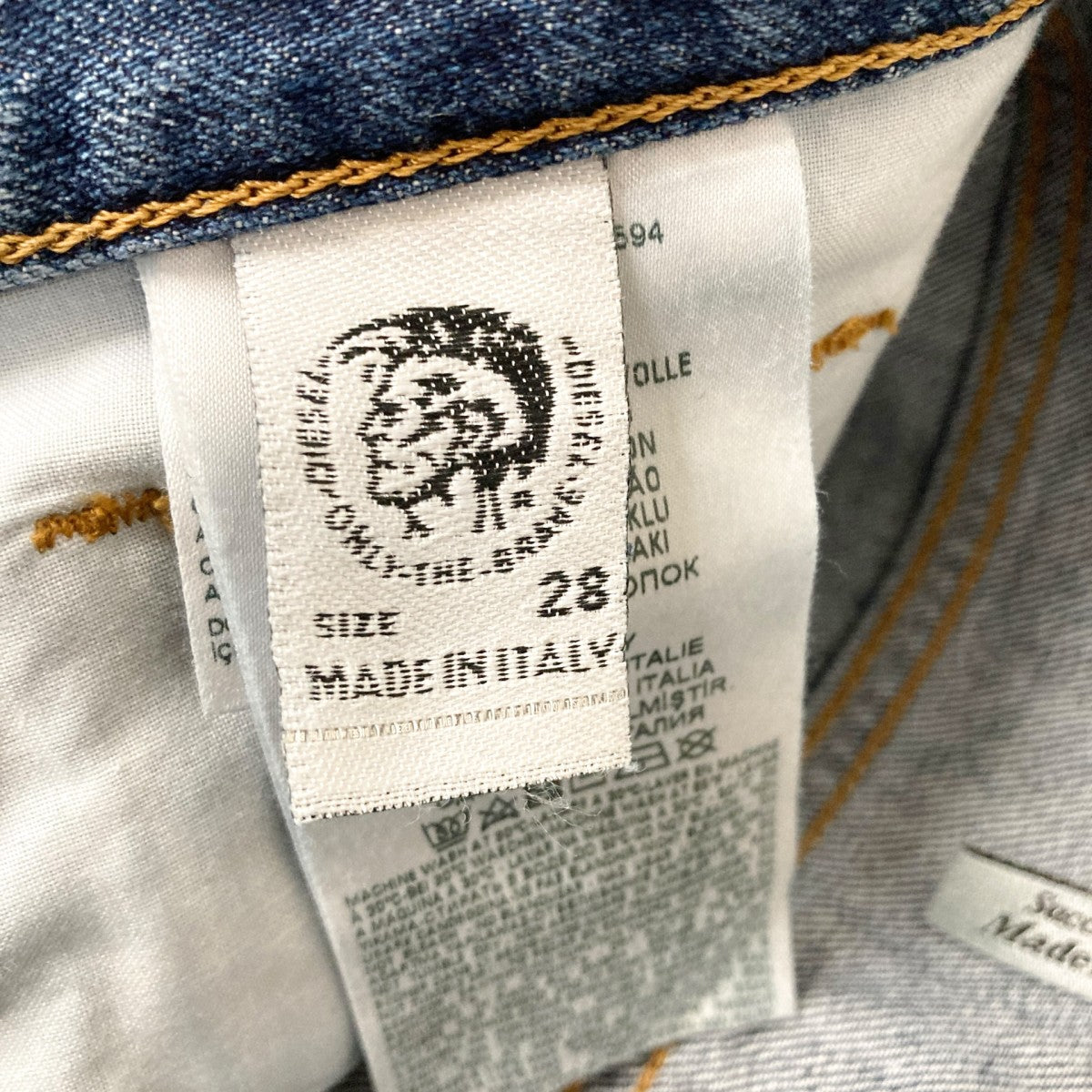 DIESEL デニムパンツ 古着・中古-5枚目のアイテム画像