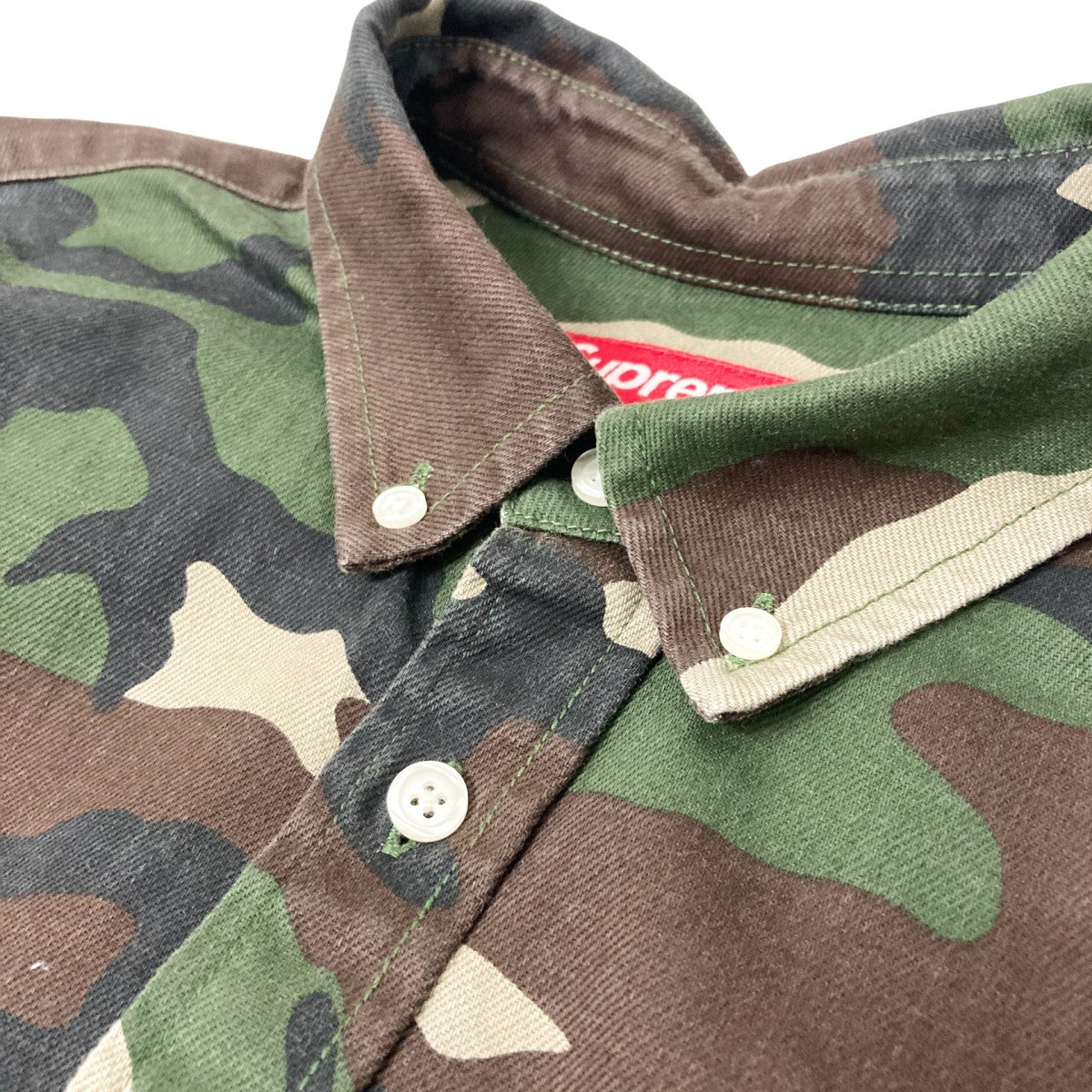 Supreme 25AWSmall Box Denim Shirt Woodland Camoカモフラ柄ボタンダウンシャツ 古着・中古-3枚目のアイテム画像