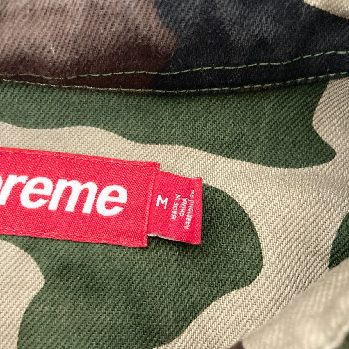 Supreme 25AWSmall Box Denim Shirt Woodland Camoカモフラ柄ボタンダウンシャツ 古着・中古-4枚目のアイテム画像