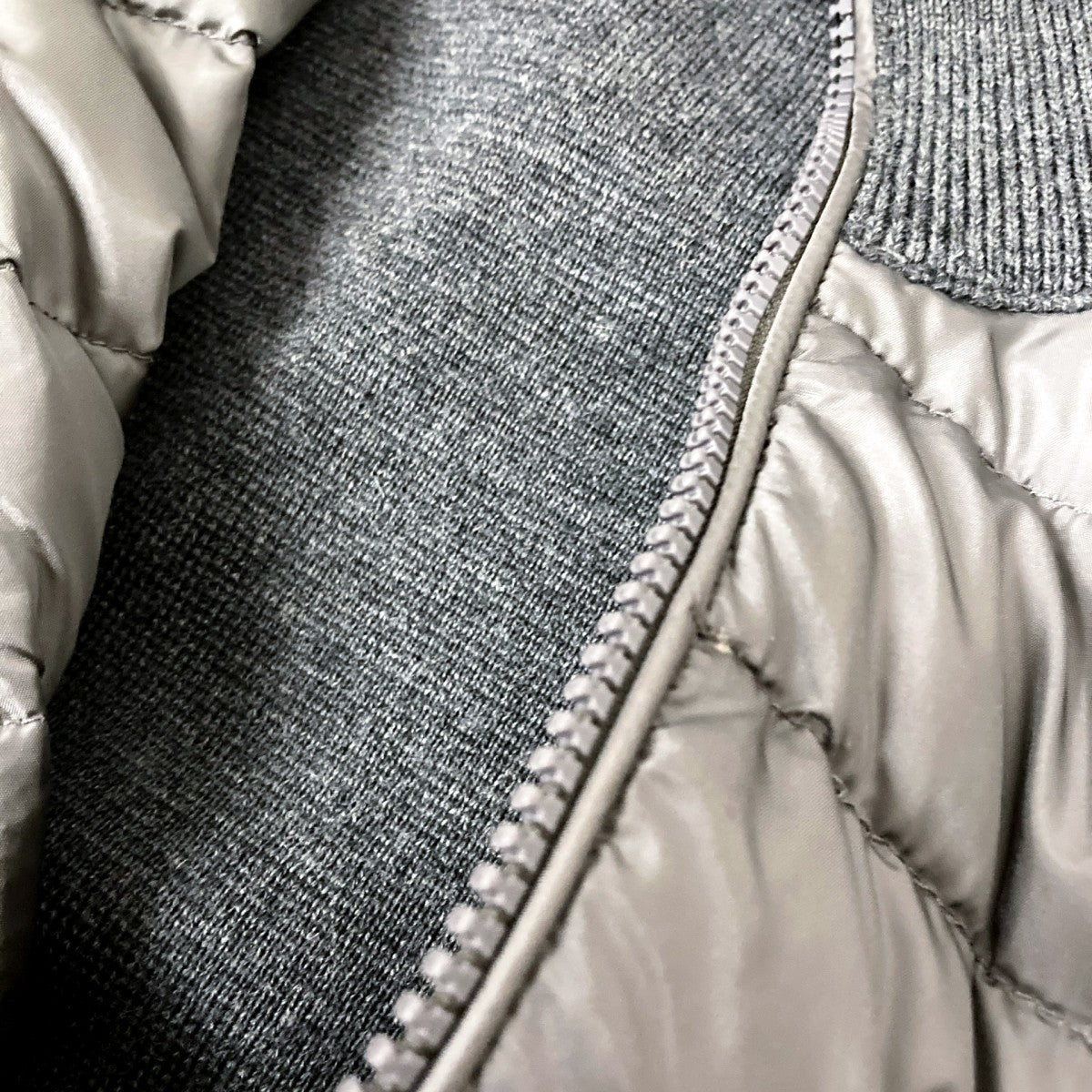 MONCLER(モンクレール) MAGLIONE TRICOT CARDIGAN切替ダウンジャケット