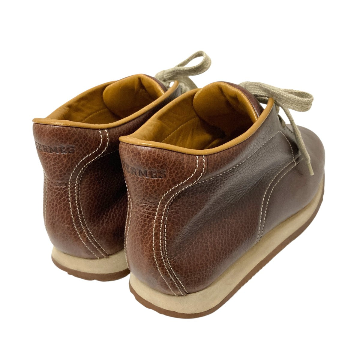 チャッカーブーツ