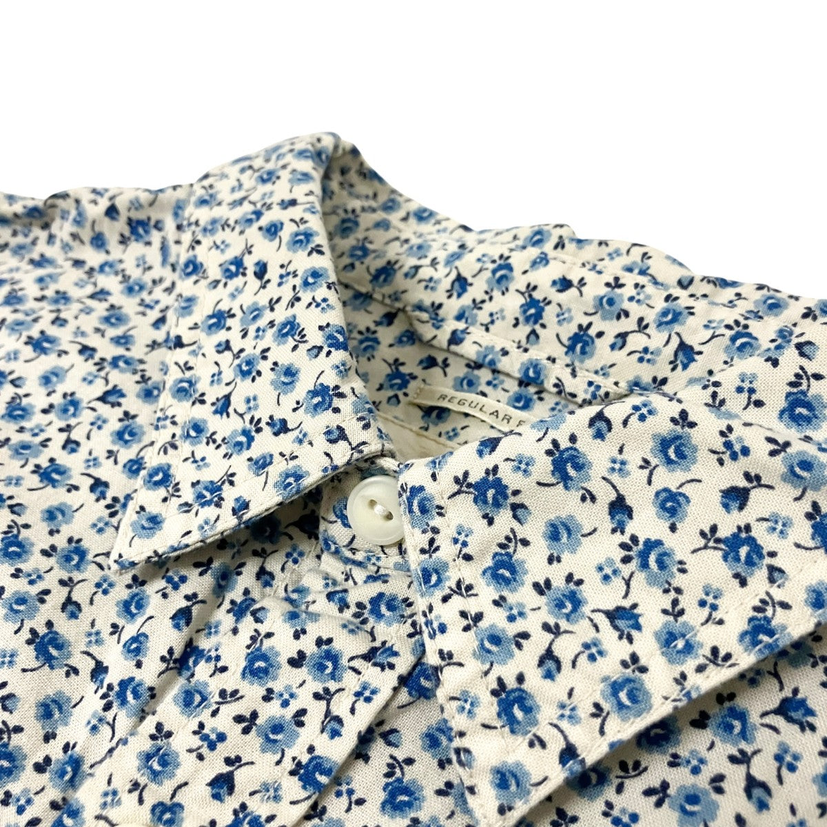 花柄シャツ