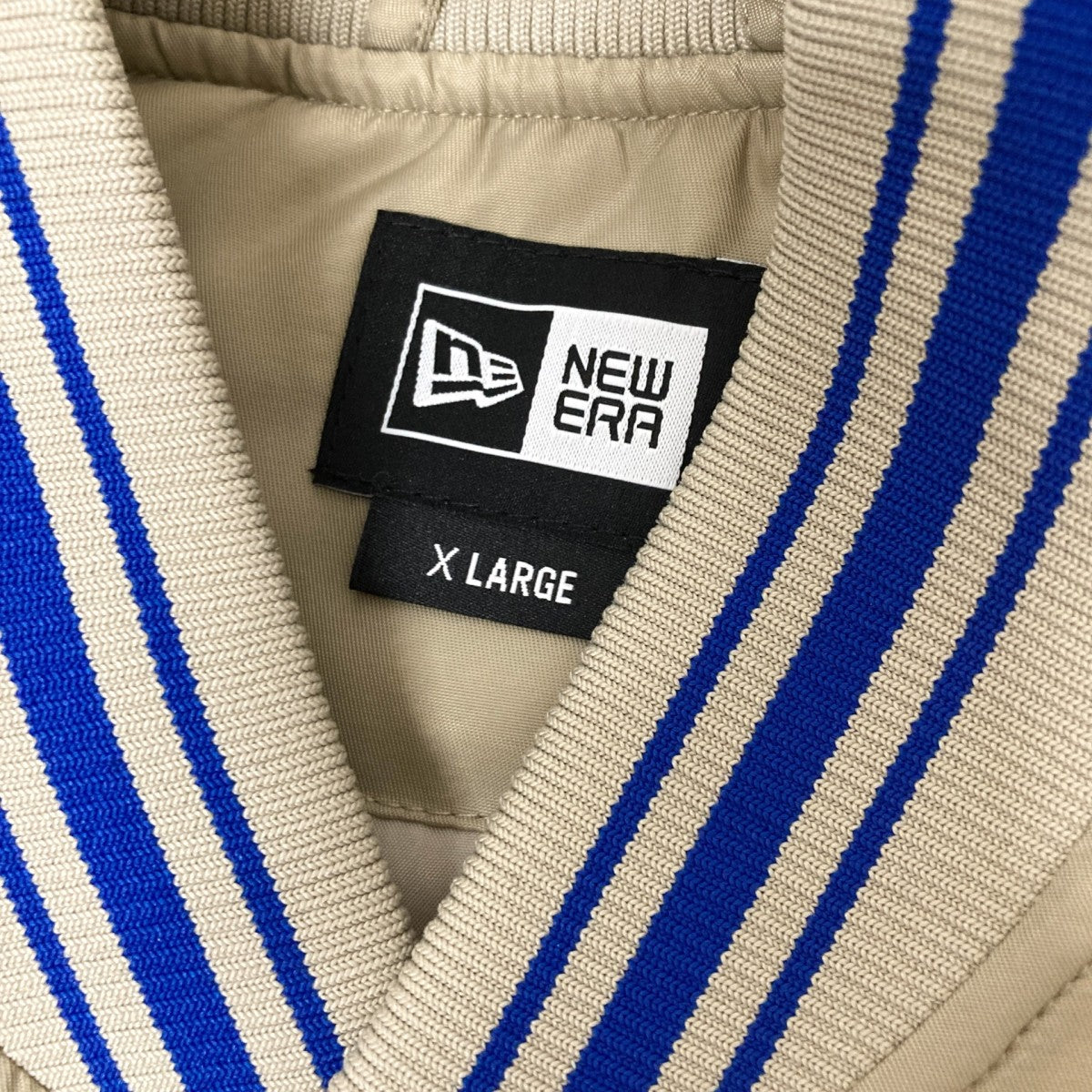 New Era(ニューエラ) Los Angeles Dodgersスタジャン ベージュ×ブルー