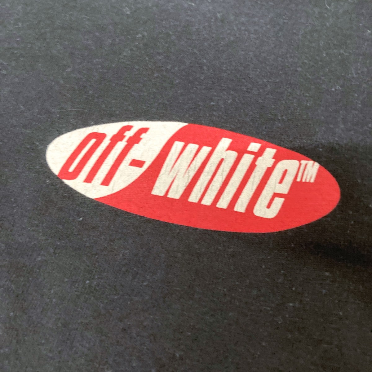 DIAG SPLIT LOGO L／S TEEプリントカットソーOMAB001S19185006