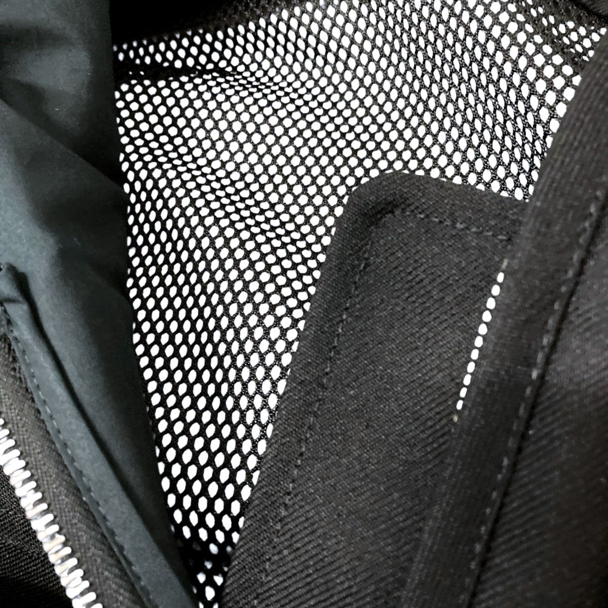 JIL SANDER 23AWCombination vest with patch pocketsメッシュベストJ03FB0105 古着・中古-4枚目のアイテム画像